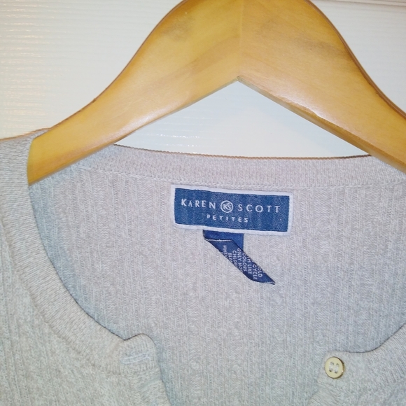 Karen Scott sweater - Picture 2 of 3
